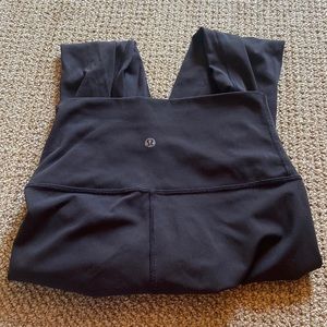 Black Lululemon leggings